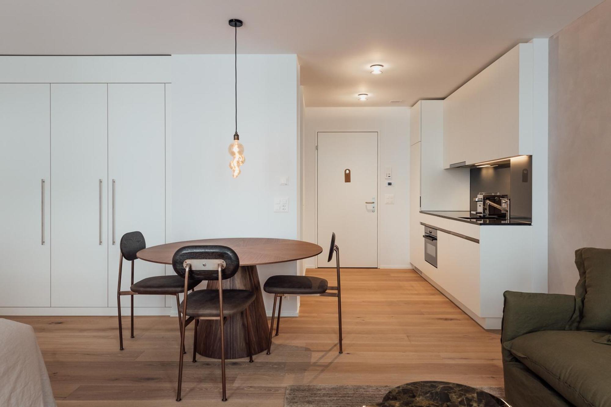 Gubelhof Suites Zug Room photo